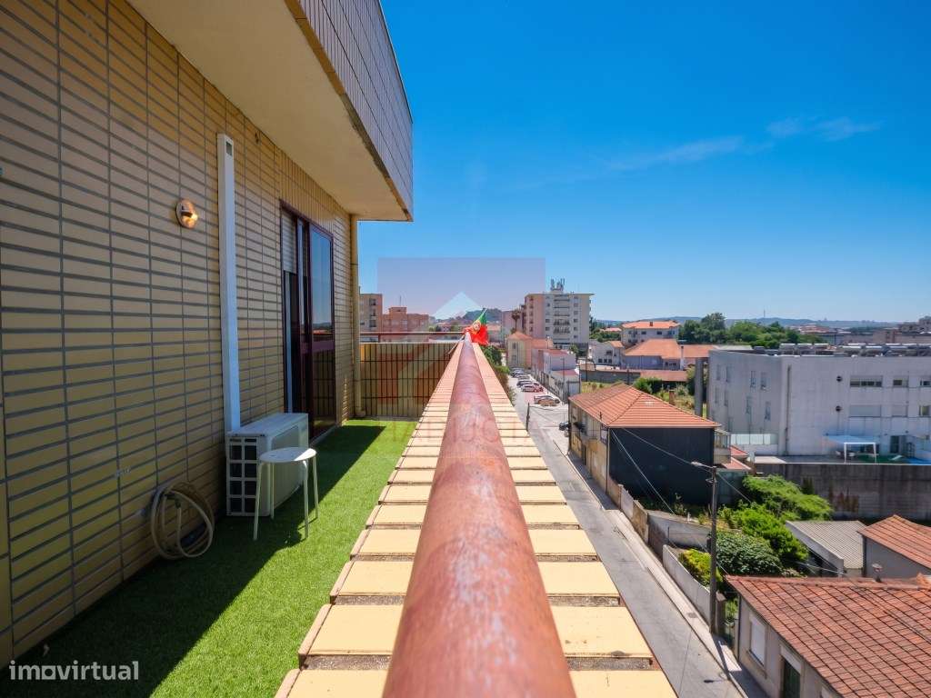 Apartamento T2 recuado em Fânzeres, Gondomar-24