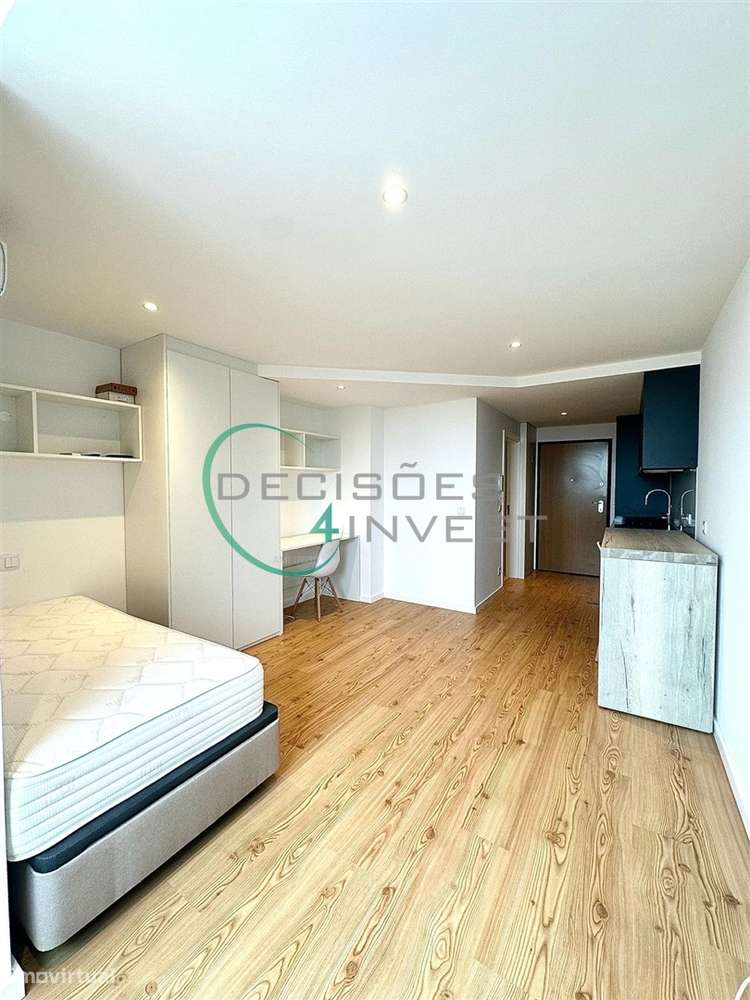 Apartamento T0 + T1 duplex com vista para a ria | Investimento junto à-17