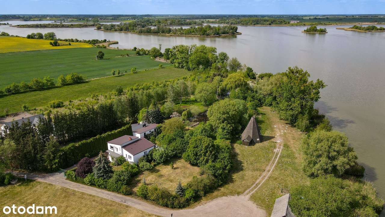 Dom przy jeziorze, Bytyń!-17