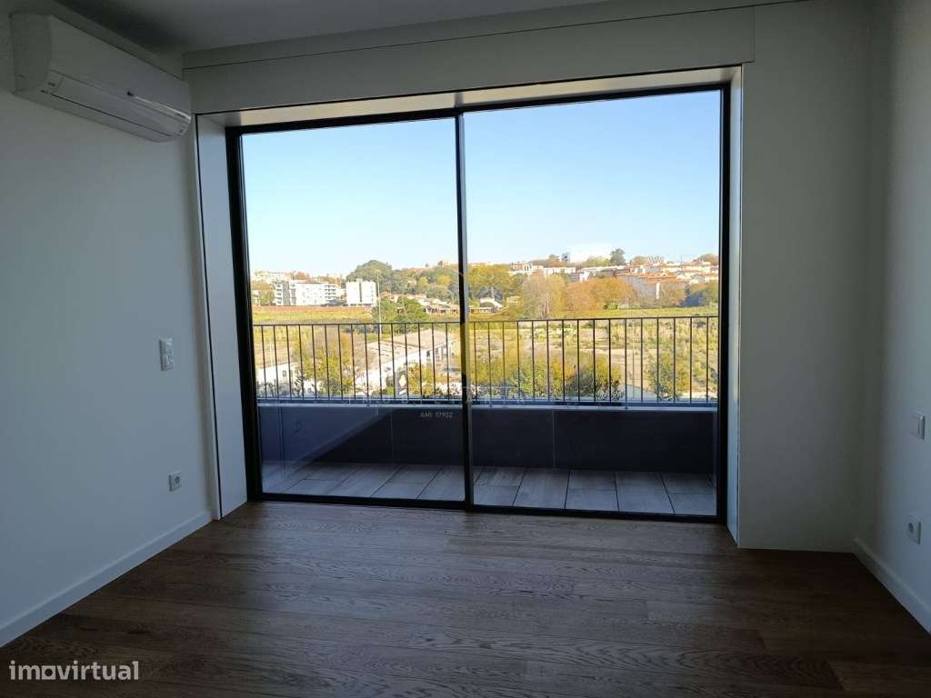 Apartamento T3, em edifício novo junto ao parque da cidade e a pouc...-10