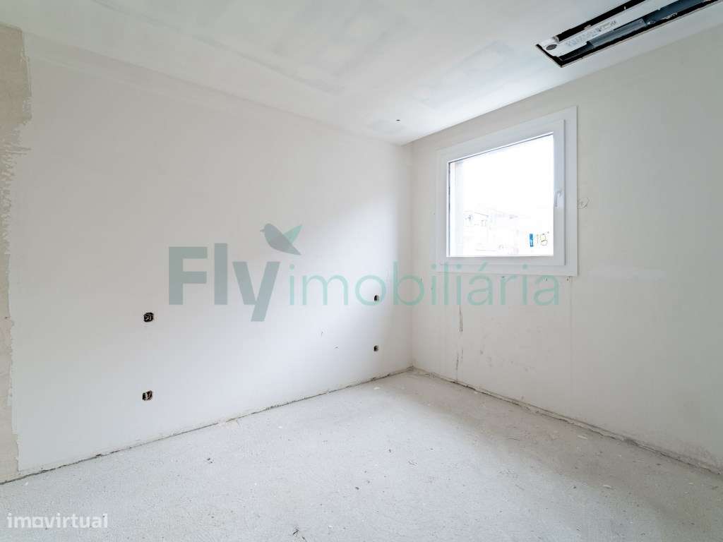 Apartamento T2 - Marquês, Porto-13
