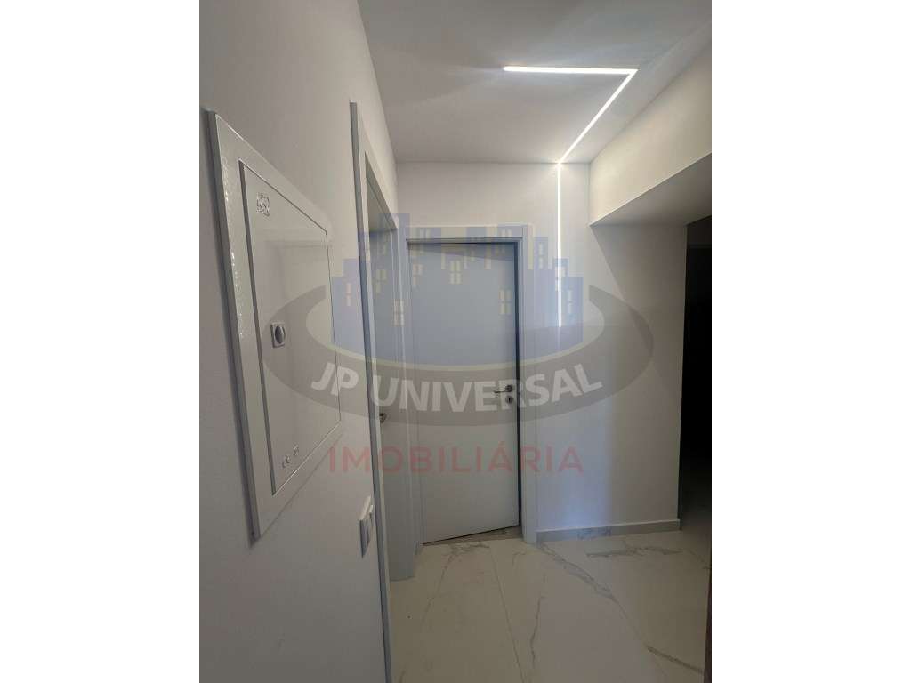 Vende se Apartamento T2 Albufeira-6