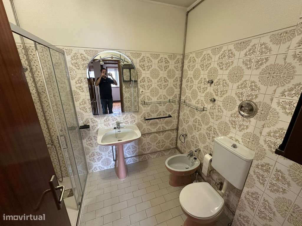 Apartamento T2+1 no centro da Maia-15