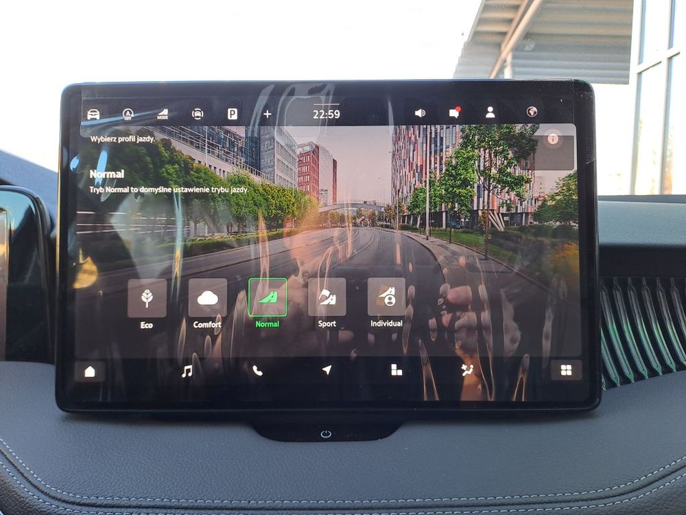 SKODA SUPERB 2.0 TDI 193KM DSG 4x4 LAURIN & KLEMENT, dostępny od ręki