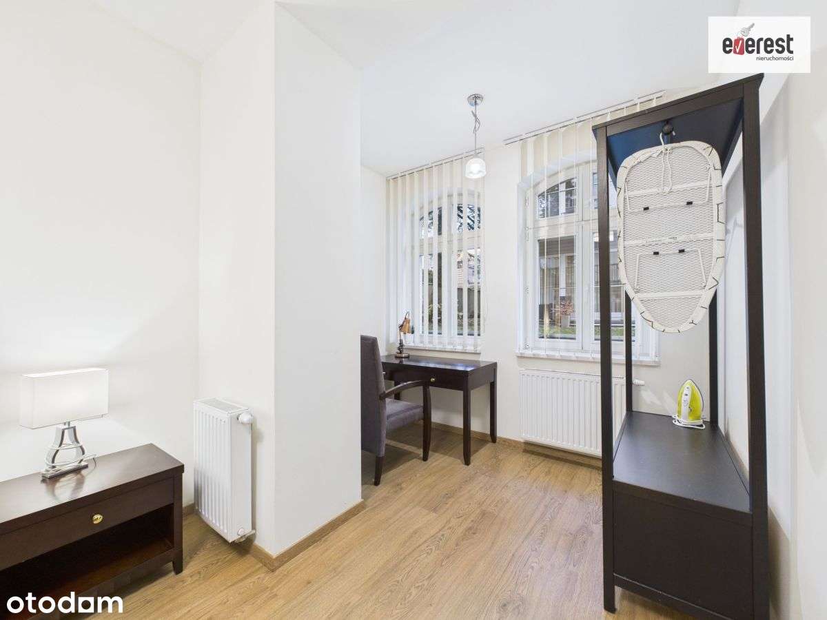 top miejsce, lokal podzielony na 3 mieszkania-14