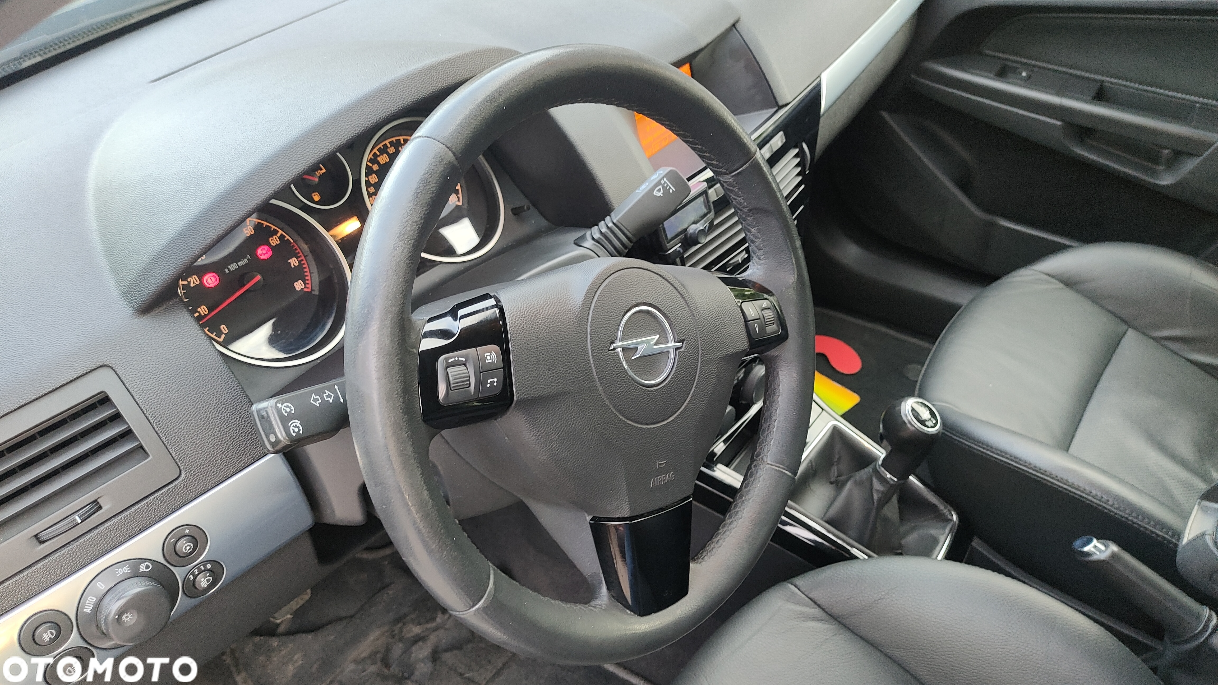 Opel Astra 1.6 Cosmo - 35