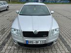 Skoda Octavia Combi 2.0 TDI CR DPF RS - 8