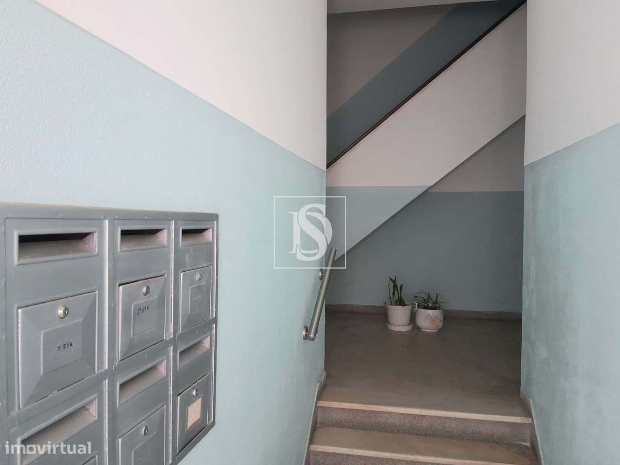 SIMPÁTICO T3 TRANFORMADO EM T2 NA VERDERENA, BARREIRO 245.000€ - Grande imagem: 2/22