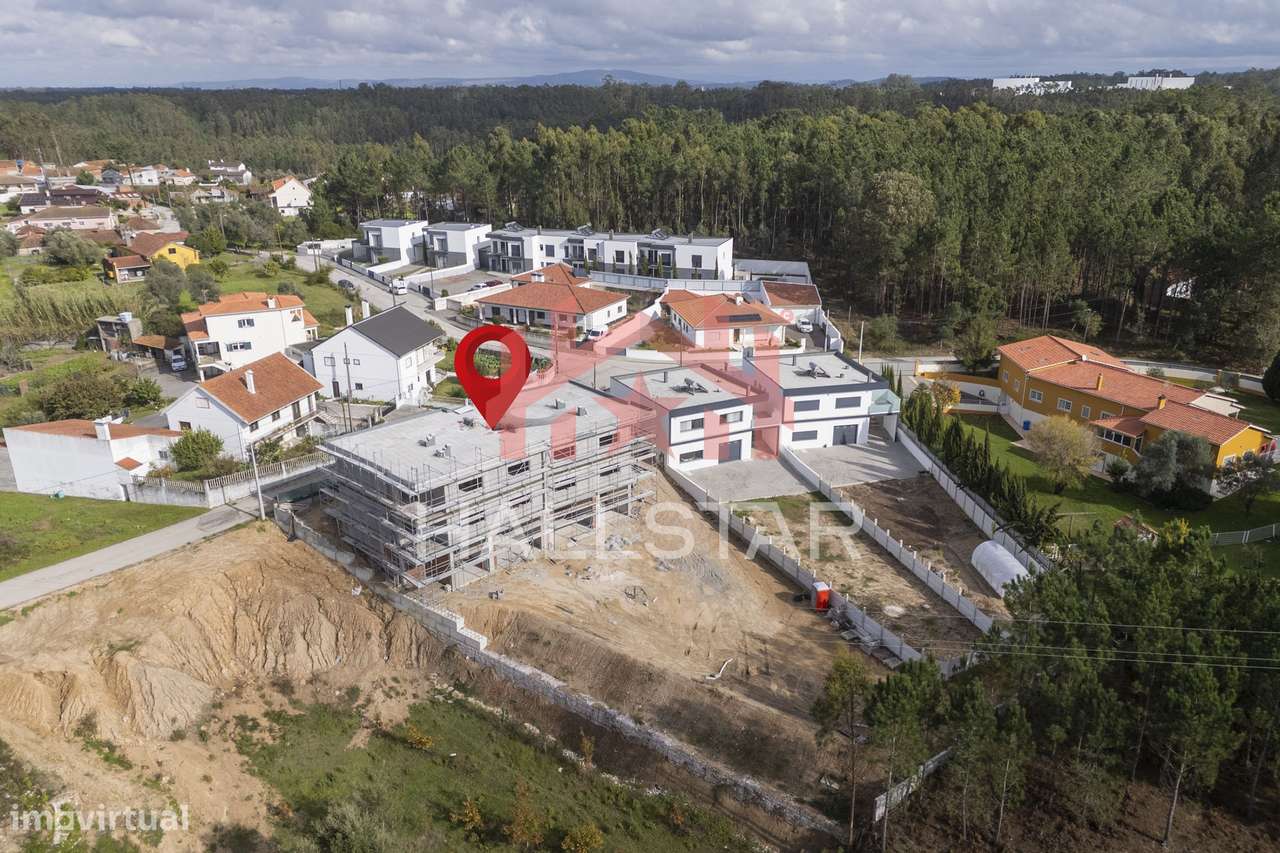Apartamento T3 / Condomínio Fechado Vale dos Vidoeiros / Leiria-5