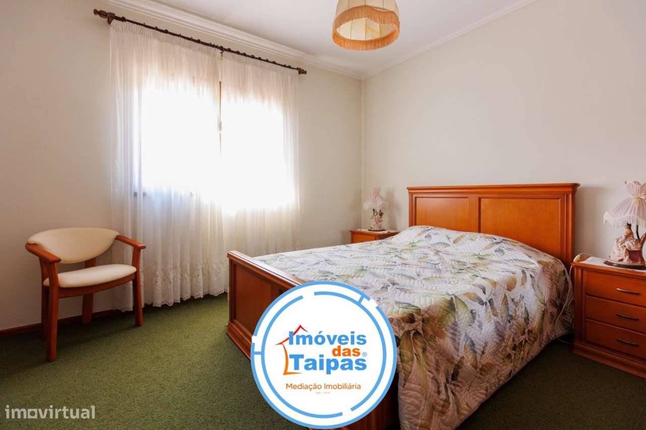 Vende-se Moradia em Barco - Guimarães-17