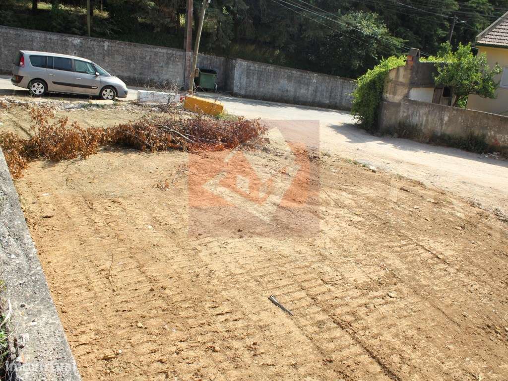 Terreno urbano no Bairro dos Pedrogãos em Caneças-5