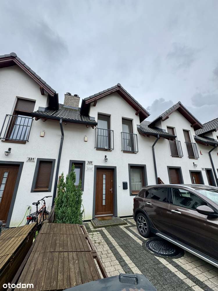 Dom wolny do objęcia od zaraz. Pełna własność gruntu-5