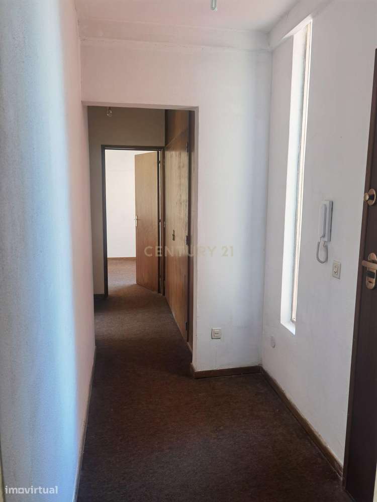 Apartamento T2 Quinta do Rouxinol, Corroios.-9