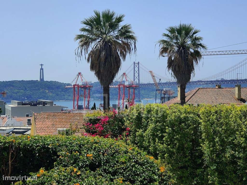 Apartamento T3+1 com vista rio, jardim, terraço com 255m2 e piscina... - Grande imagem: 2/27