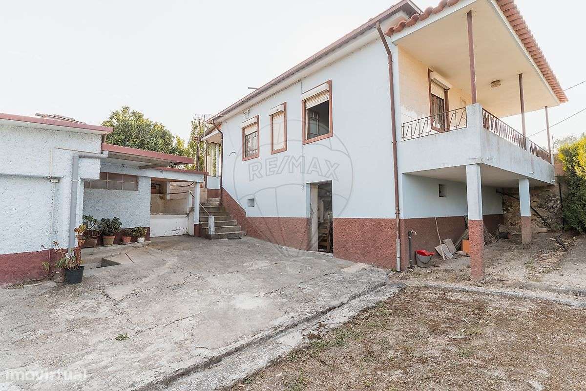 Moradia T2 para venda-12