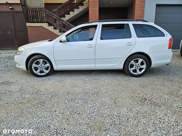 Skoda Octavia 2.0 TDI DPF Ambition DSG - 5