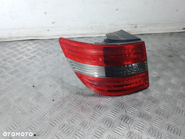 LAMPA TYLNA LEWA MERCEDES-BENZ KLASA B W245 - 7