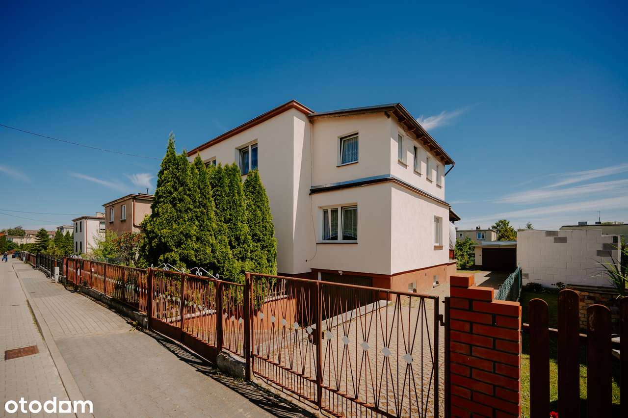 Dom z potencjałem | 800 m² działki | 2 Garaże | os. Nad Radunią