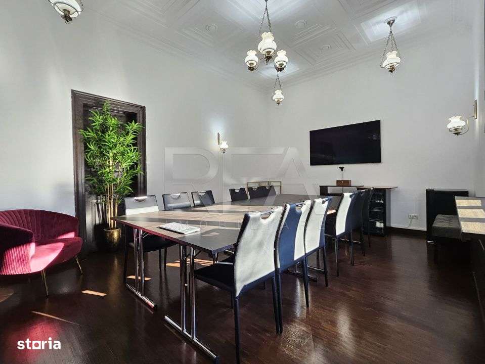 Casa de birouri de inchiriat 11 camere - Imagine principală: 5/19