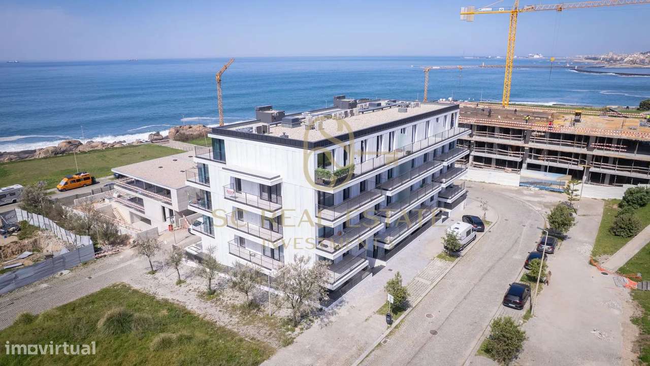 Excelente T3 Novo, com vistas deslumbrantes sobre o Atlântico.-21