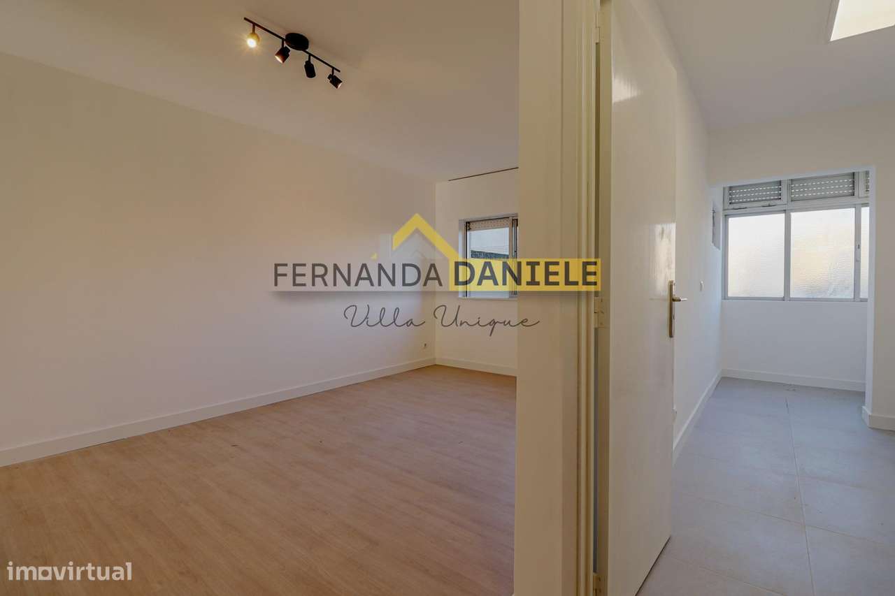 * Oportunidade * Apartamento T3 remodelado, em localização...-8