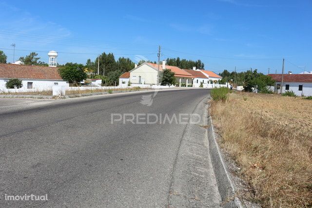 Terreno Rústico de 5.500m2, com Potencial para Construção Habitacional