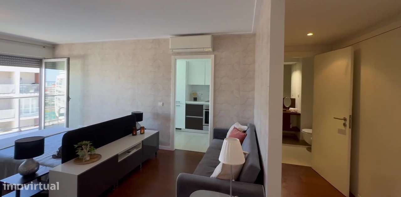 Apartamento T0 de Luxo no Edifício Metrocity – Parque das Nações - Grande imagem: 3/16