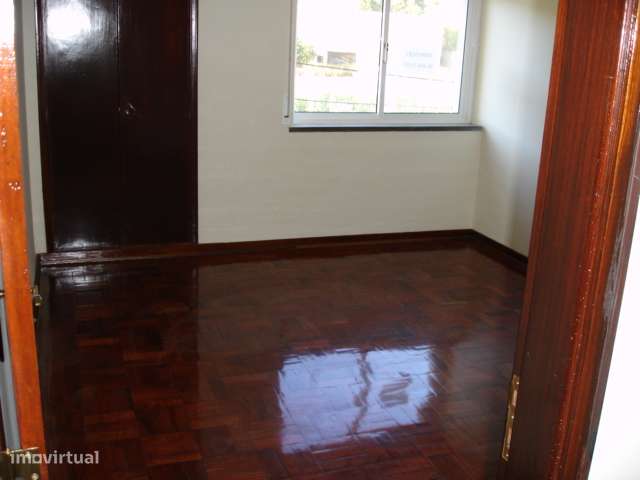 T2 em Coimbra: 75 m2 + 35 m2 Garagem - Grande imagem: 5/7