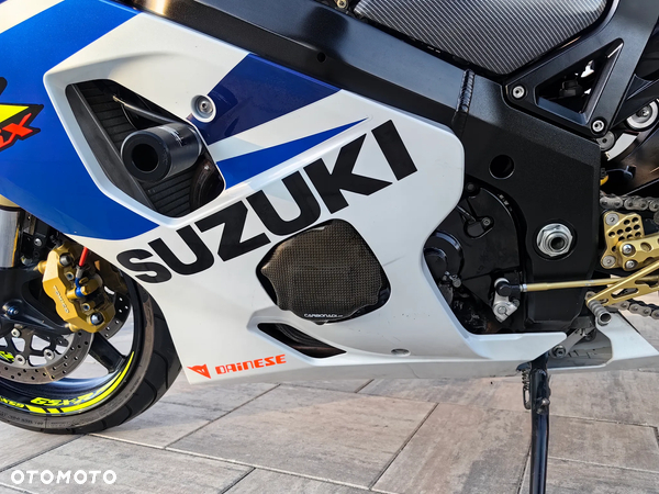 Suzuki GSX-R - 25