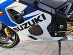 Suzuki GSX-R - 25