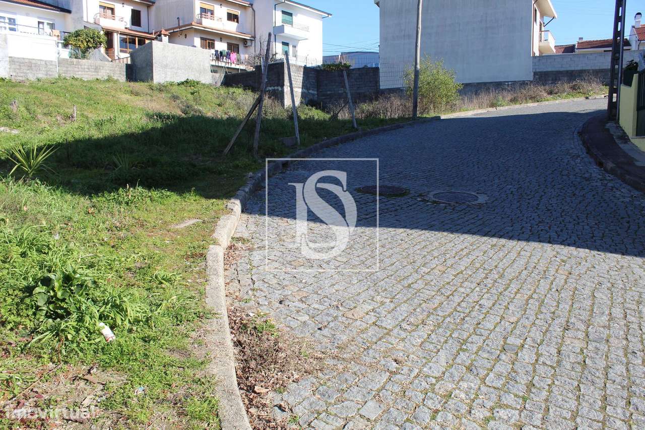 Terreno, Porto, Valongo, Campo e Sobrado - Grande imagem: 4/6