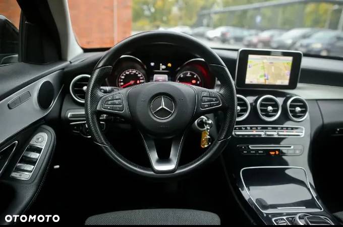 Mercedes-Benz Klasa C 200 (BlueTEC) d T 7G-TRONIC Avantgarde - 9