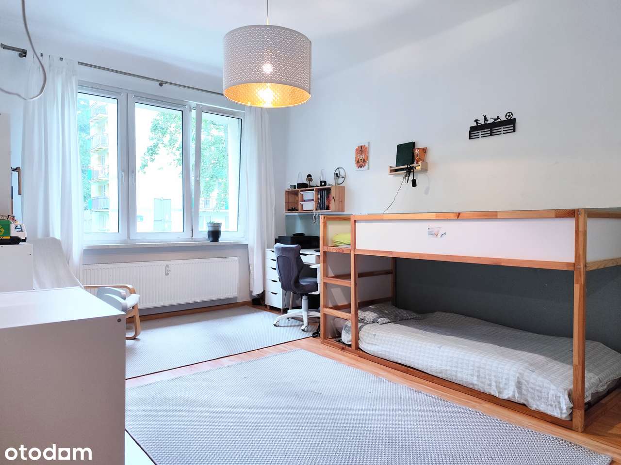 Komfortowe mieszkanie 4-pokojowe z balkonem – świetna lokalizacja!-6