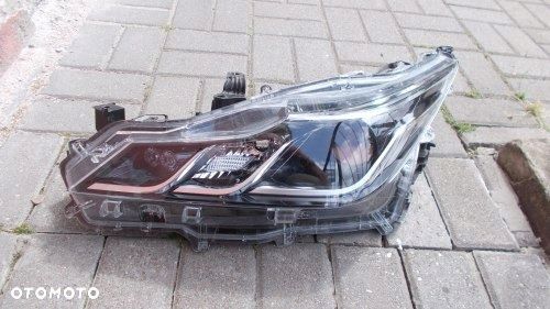 LAMPA LEWA REFLEKTOR TOYOTA COROLLA E21 SEDAN 19- - 1