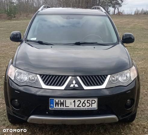 Mitsubishi Outlander 2.0 DID Intense + - 6