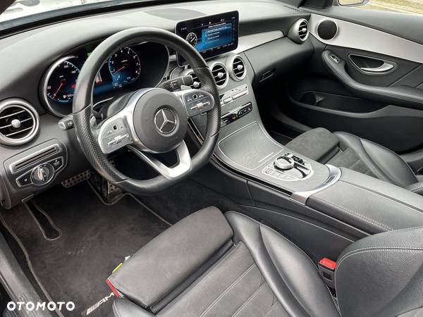 Mercedes-Benz Klasa C 200 4MATIC 9G-TRONIC - 9