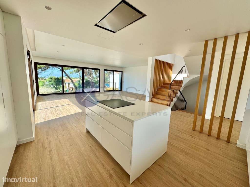 Moradia T3, nova a estrear, situada em Murches.-6