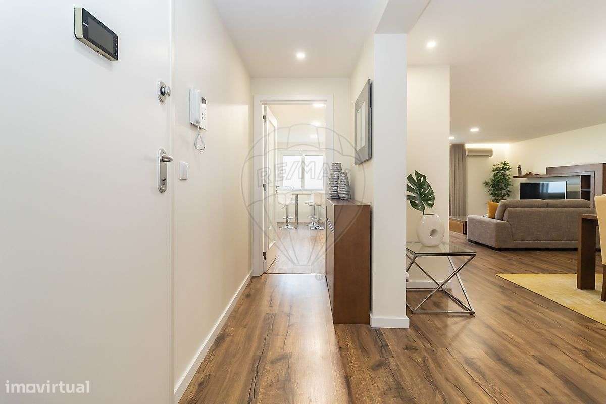 Apartamento T3 no Montijo, com parqueamento e arrecadação-26