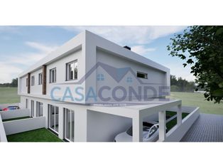 Moradia Geminada T4 Duplex em Fernão Ferro