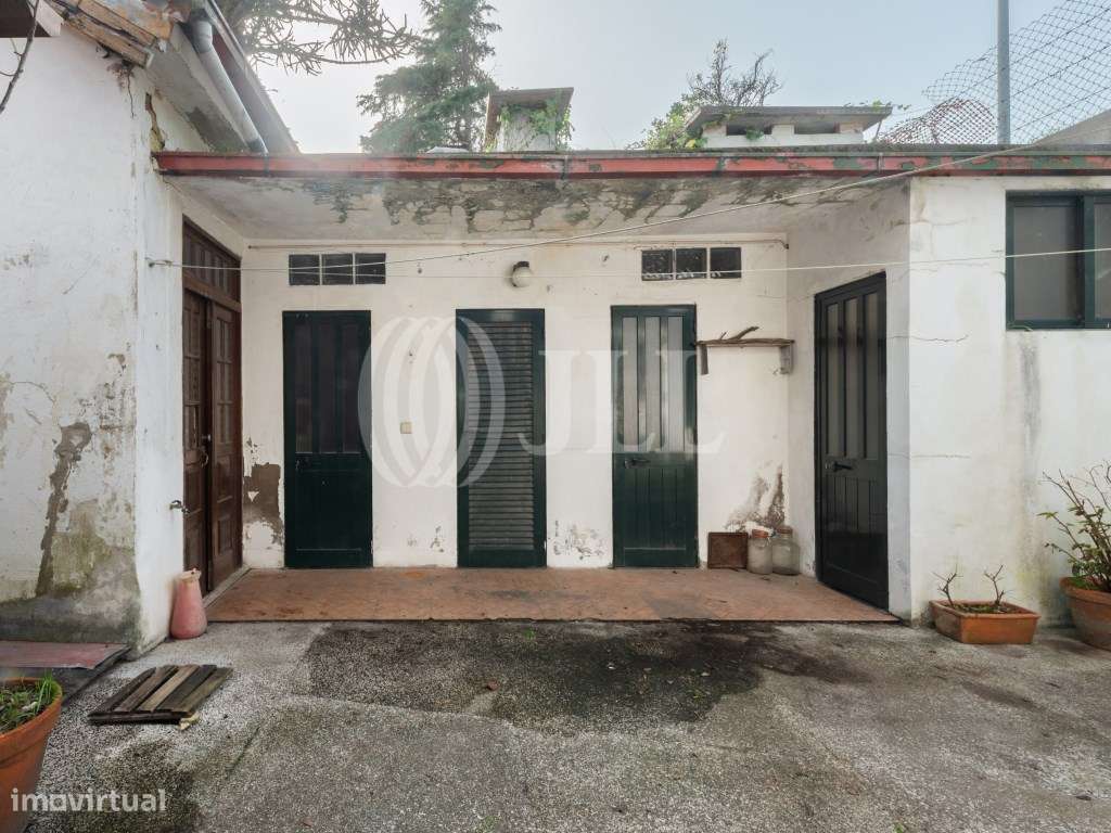 Prédio para reabilitação total, em Campanhã, Porto-30