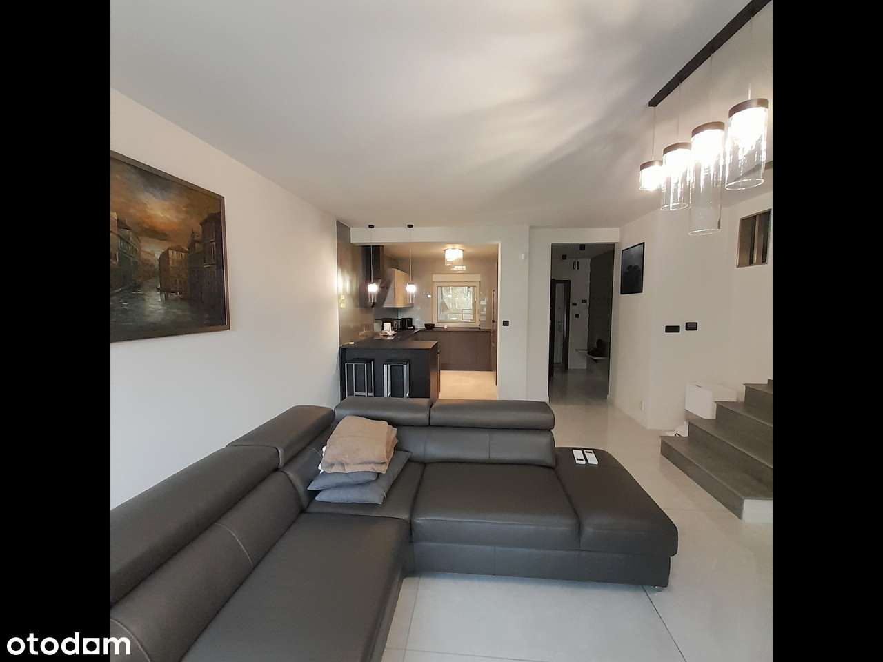 Komfortowy dom w zabudowie szeregowej.-2