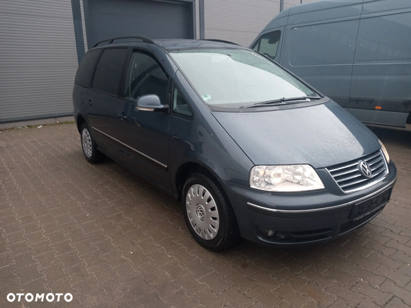 Volkswagen Sharan 1.8T Comfortline - 2