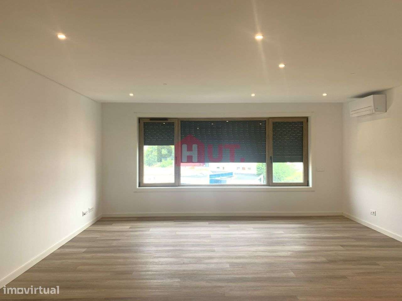 Apartamento T3 - Lousada-Centro-14