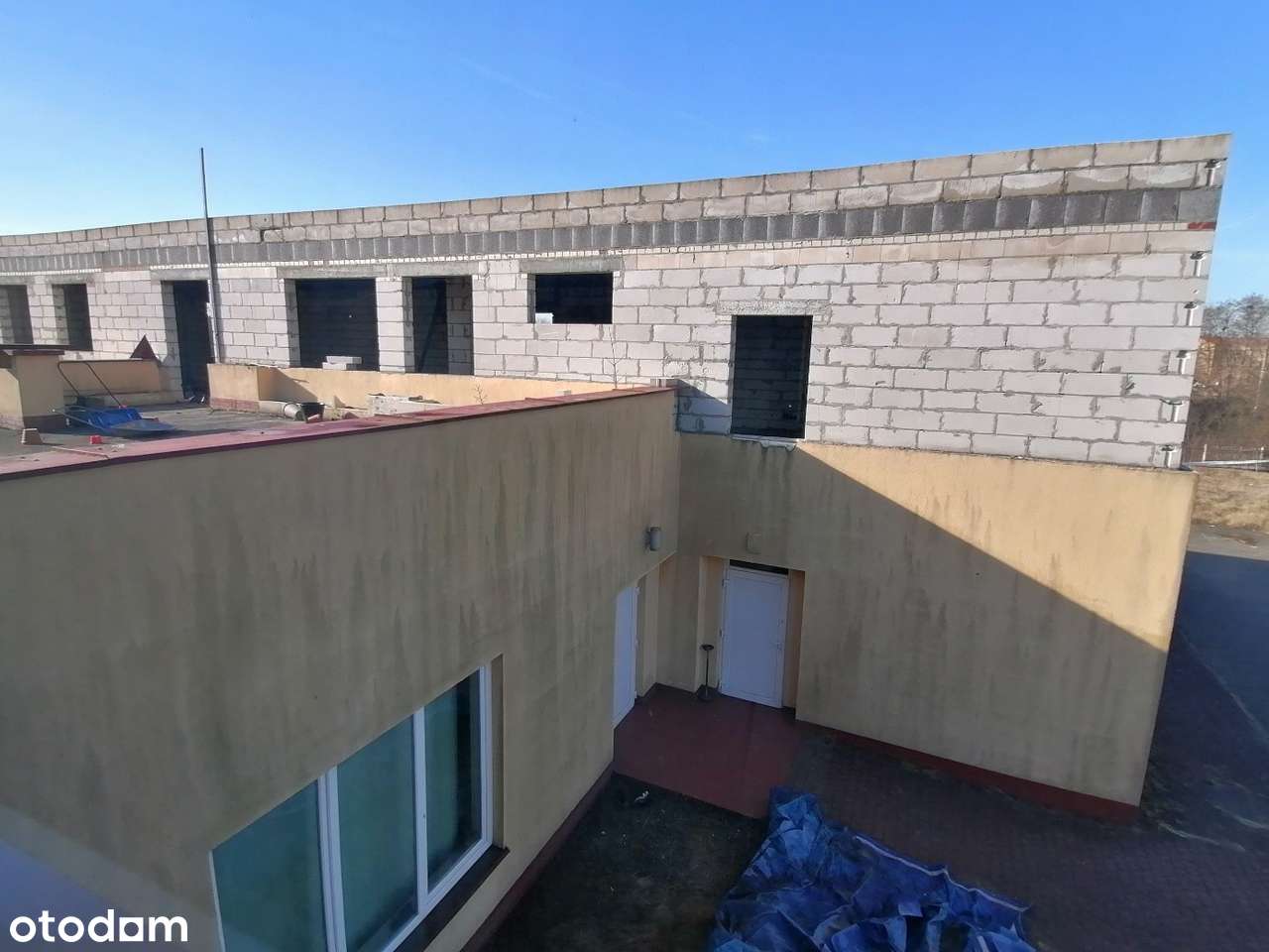 Budynek biurowo- użytkowy-2