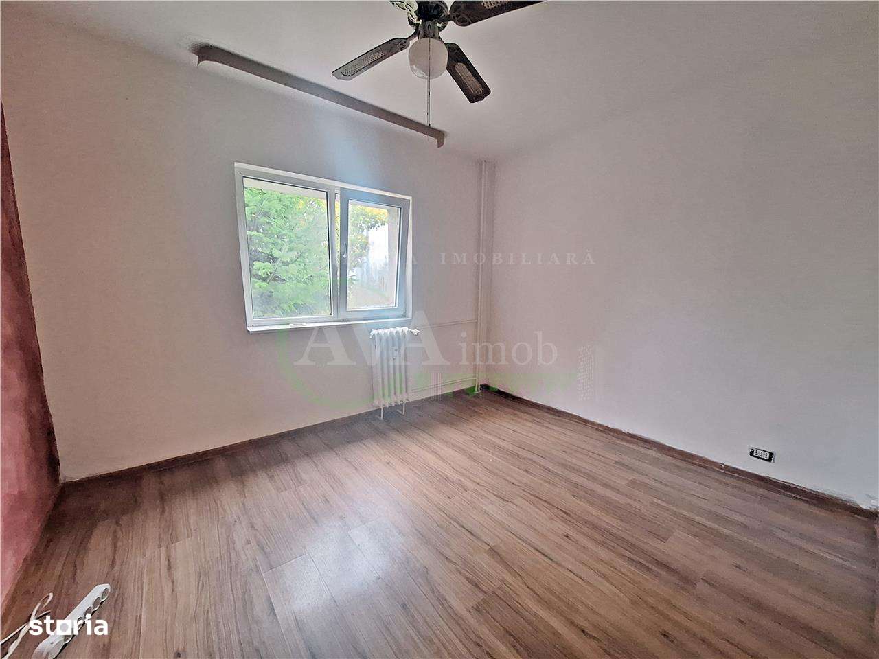 Apartament 2 camere semidecomandat, | Etaj 2, zona  Ura - Imagine principală: 4/6