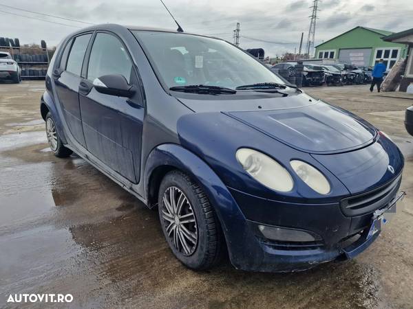 Dezmembram Smart ForFour, an 2005, motor 1.5 CDi, cutie manuala - 1