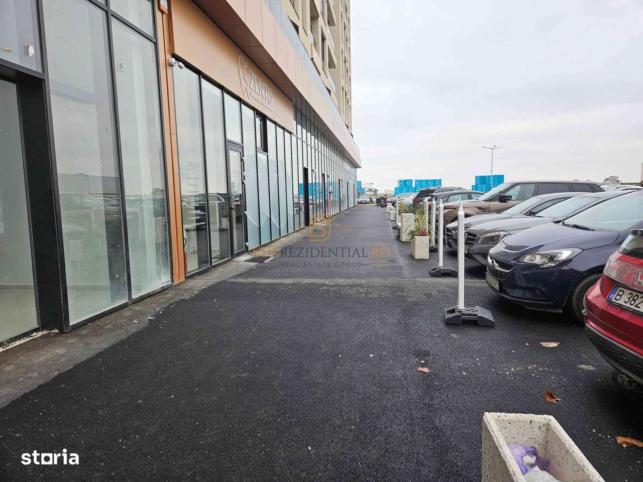 Închiriere spațiu comercial 126 mp – vitrină ampla, poziție premium - Imagine principală: 4/17