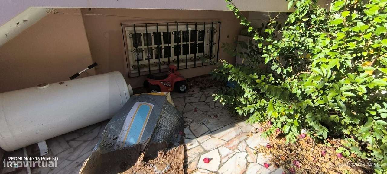 Moradia T4 de Arquitetura Colonial — Um Refúgio Exclusivo na Alapraia, - Grande imagem: 4/59