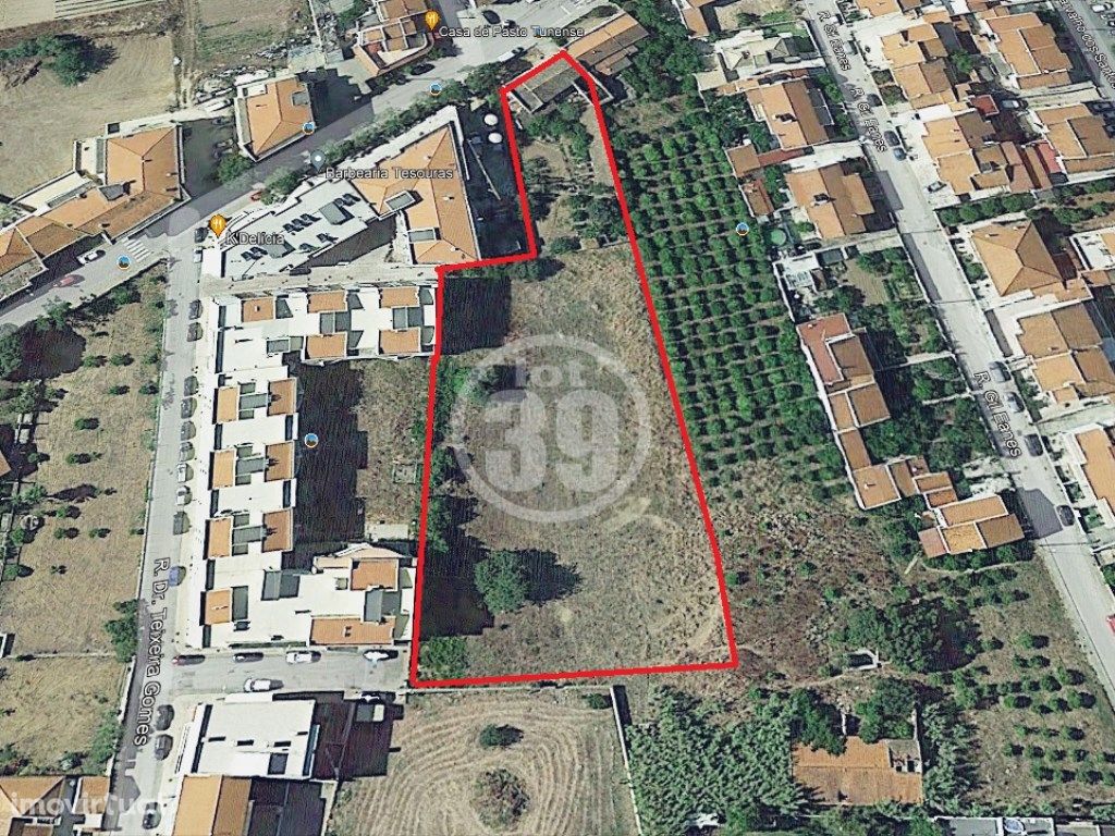 Terreno inserido na malha urbana com 5.920m2 e viabilidad...