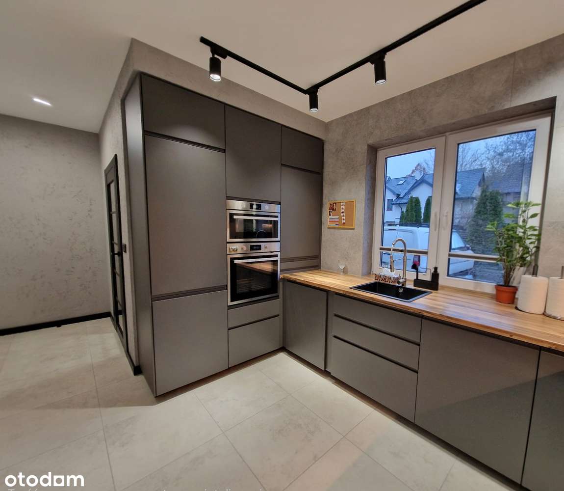 Nowoczesny ,przestronny segment Kobyłka / dwa miejsca postojowe - Pełny obrazek: 2/19